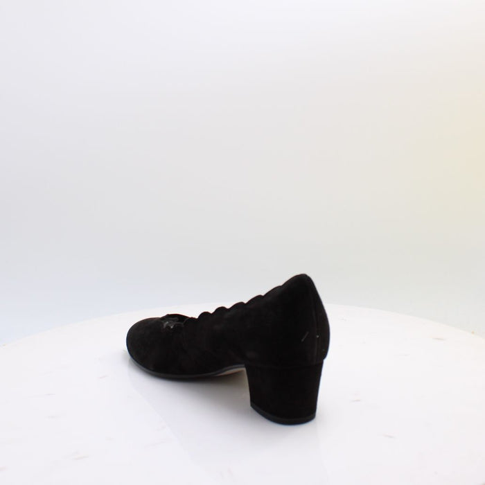 3006.01 GABOR SHOES 26