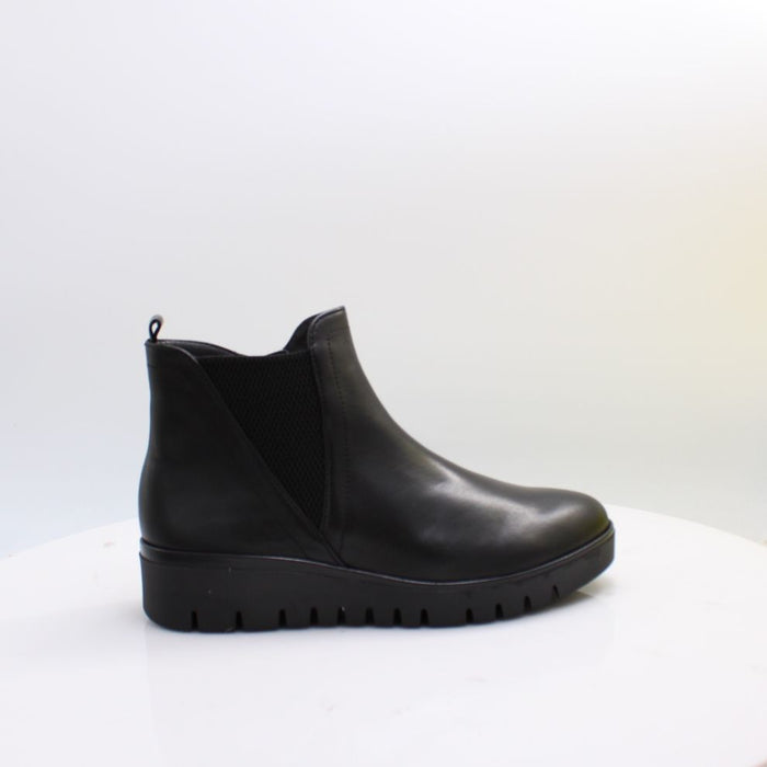 8015.01 GABOR BOOTS 26
