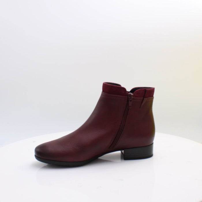 8031.02 GABOR BOOTS 26