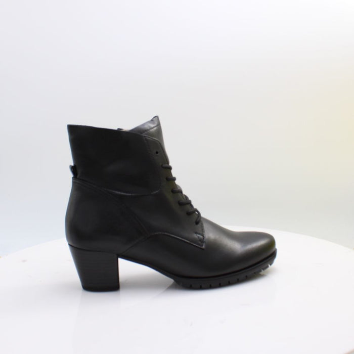 8033.02 GABOR BOOTS 26