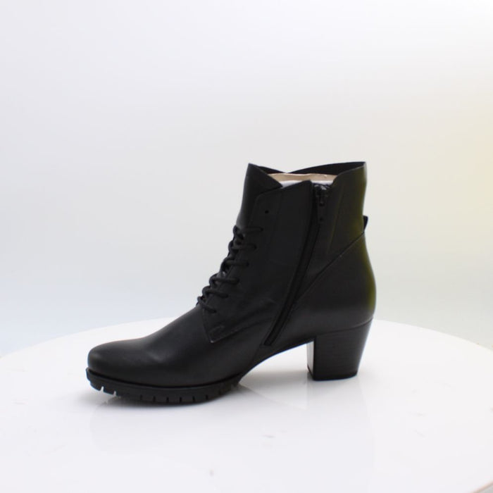 8033.02 GABOR BOOTS 26