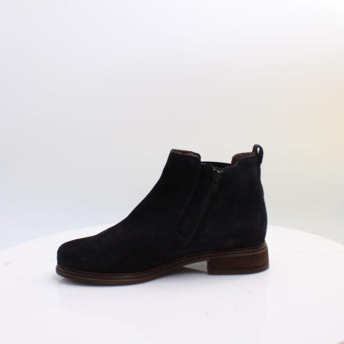 8040.03 GABOR BOOTS 26
