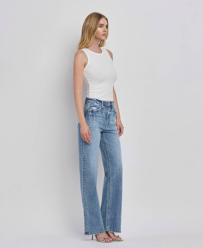 90'S SUPER HIGH RISE MEDIUM WASH WIDE JEANS T6242: LEAPING WATER / 24