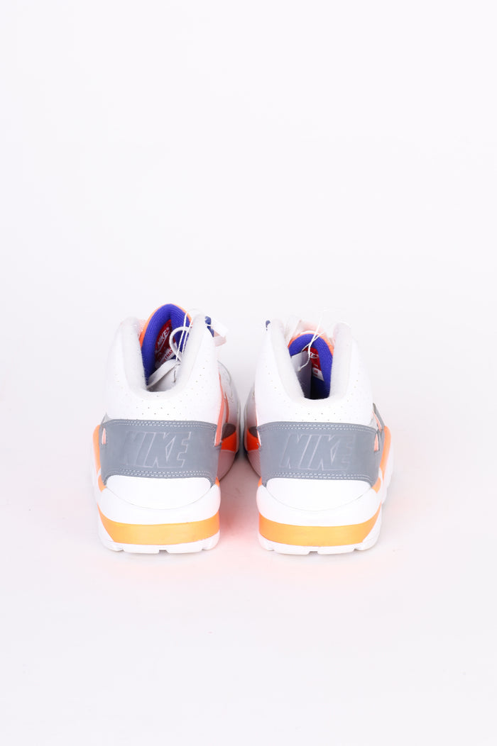 Nike Air Mens White Sneakers Size EU 42.5