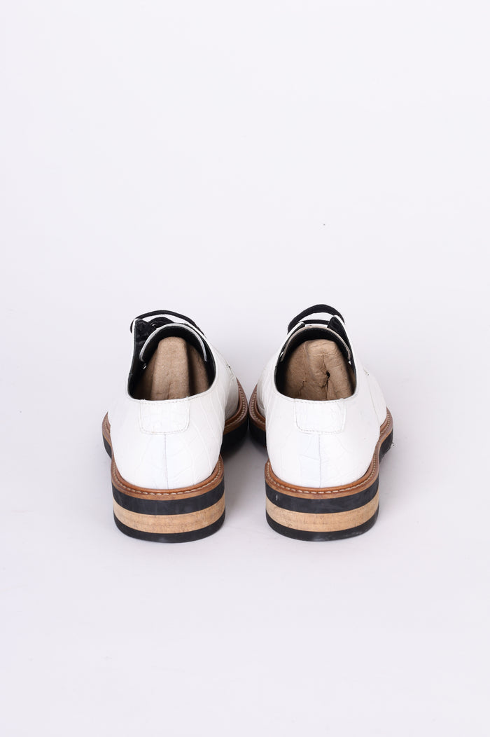 Beau Coops Womens White Shoes Size EU 40