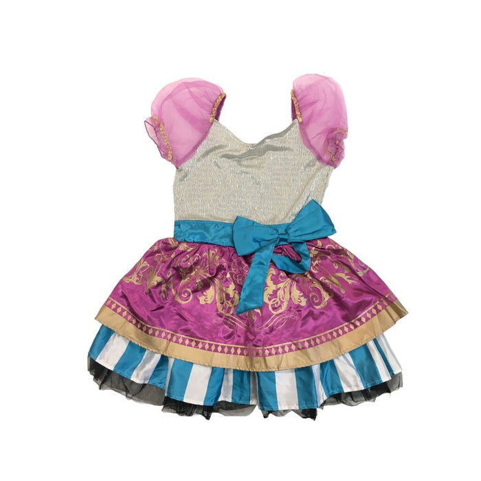 Costume: Dress