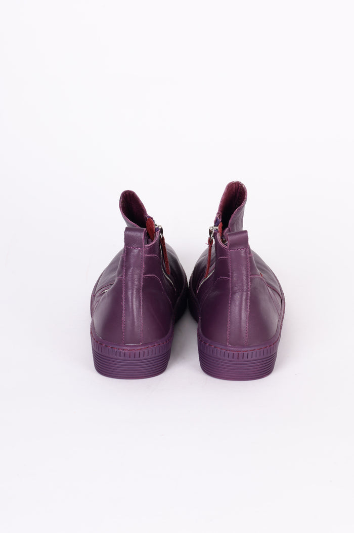 Django & Juliette Womens Purple Sneakers Size EU 40