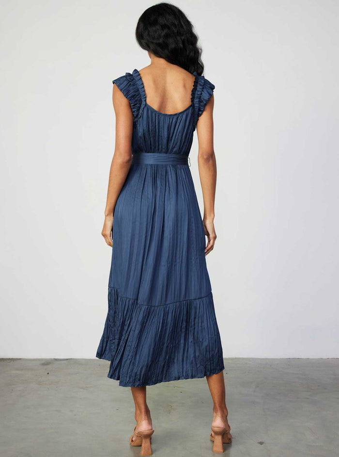 Double-Layer Ruffle Sleeve Crinkle 3Q Dress: