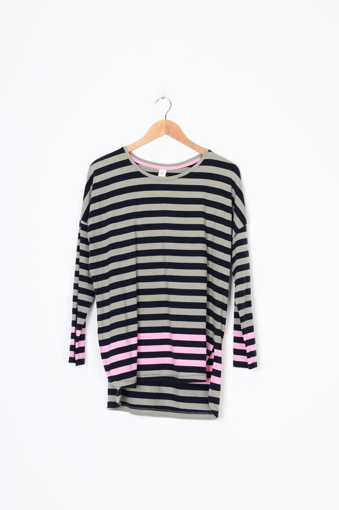 Elm Lifestyle Womens Green Top Size 14