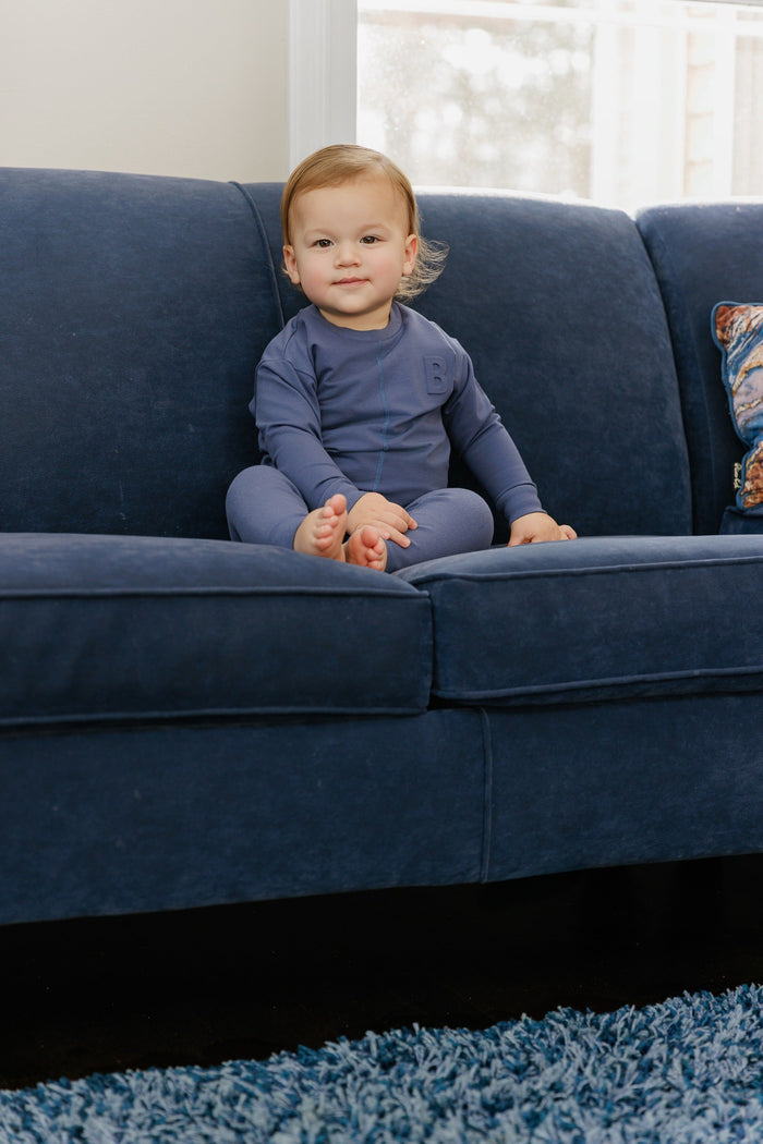Embossed B Sweatset