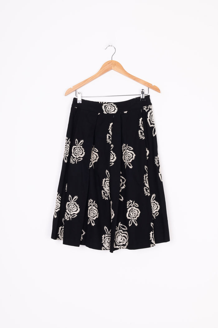 Gregory (NZ made) Womens Black Skirt Size 8