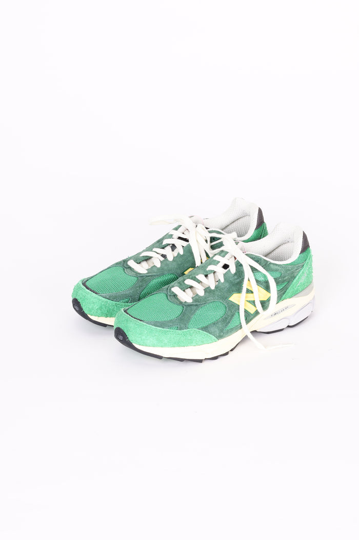 New Balance Mens Green Sneakers Size EU 42.5