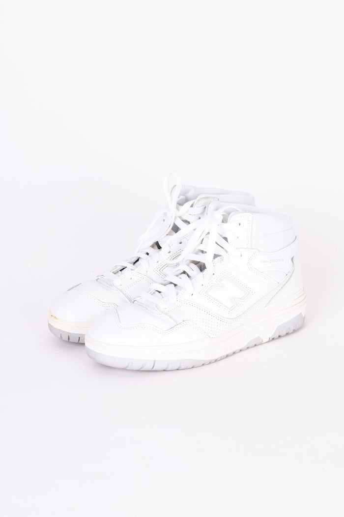 New Balance Mens White Sneakers Size EU 42.5