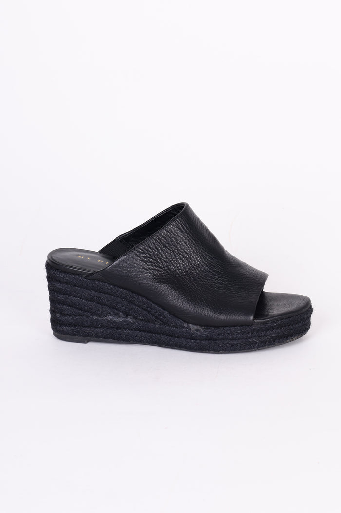 Mi Piaci Womens Black Shoes Size EU 39