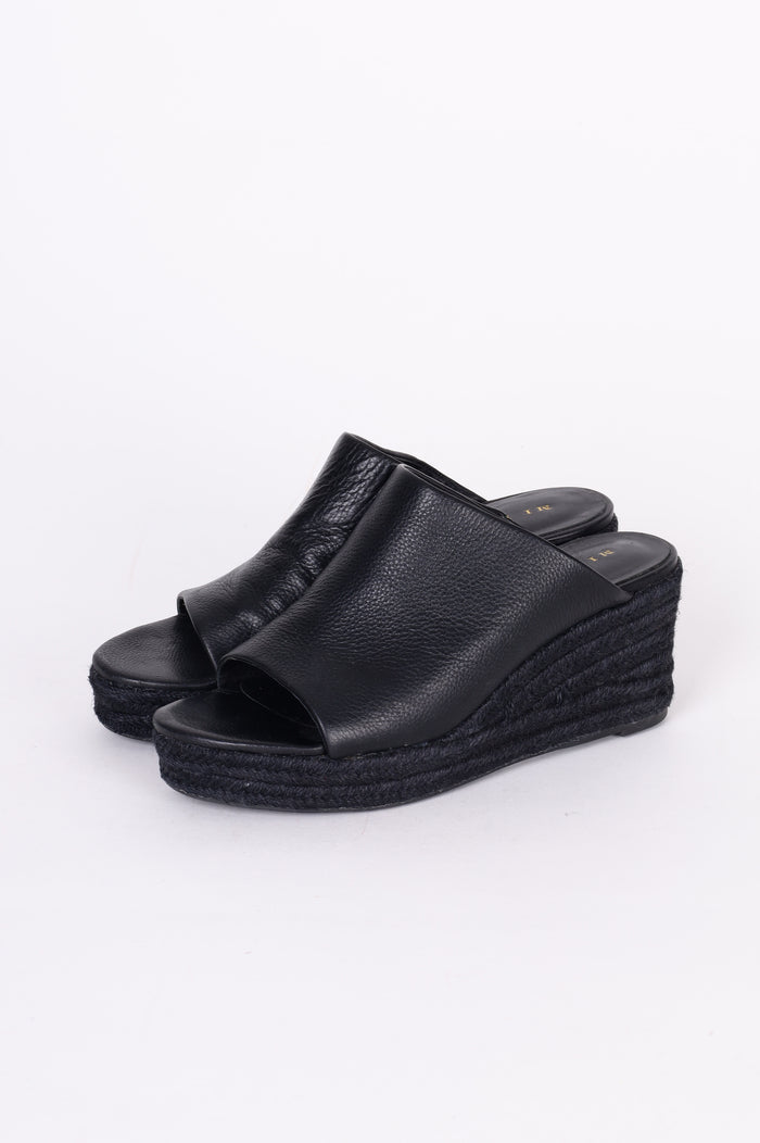 Mi Piaci Womens Black Shoes Size EU 39