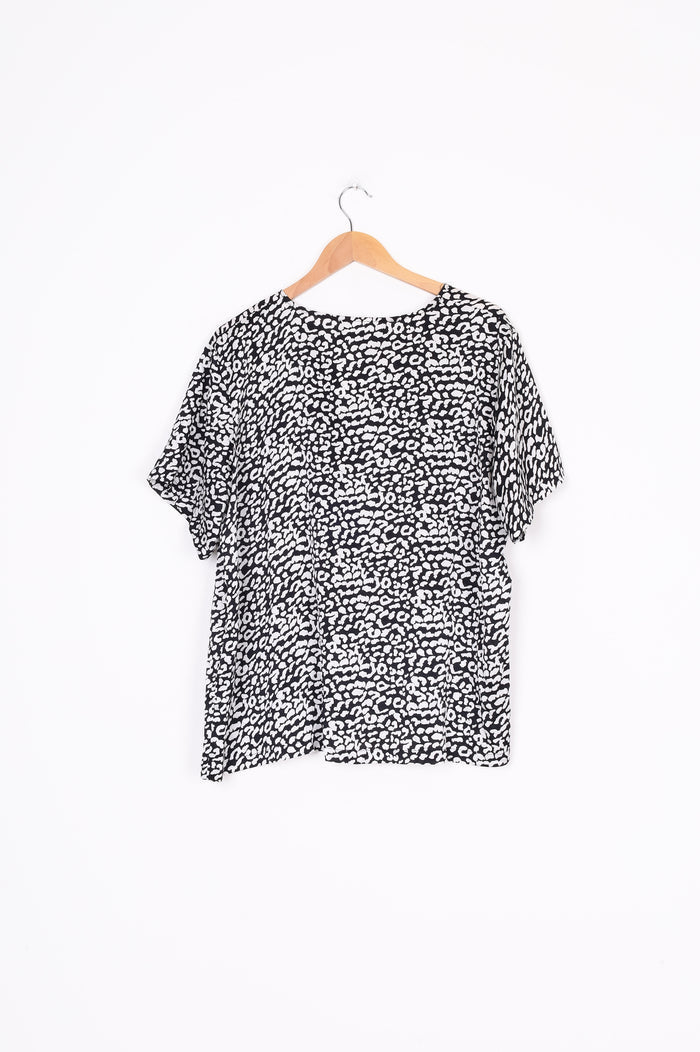 Moochi Womens Black Top Size 16