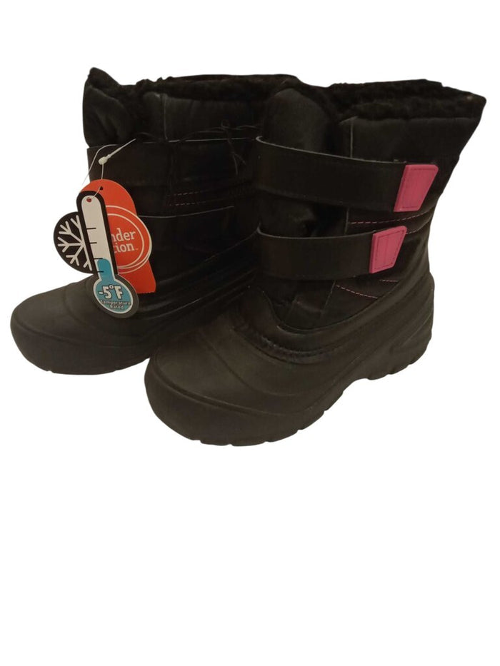 NEW snow boots insulated