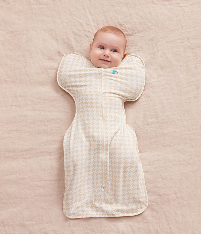 Newborn Gift Bundle | Swaddle Up, Towel, Wash Cloth | Houndstooth