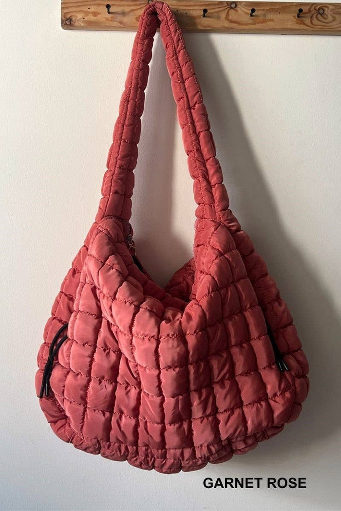 Premium Oversized Quilted Carryall Crossbody Bag: BLACK / 1 (ONE SIZE)