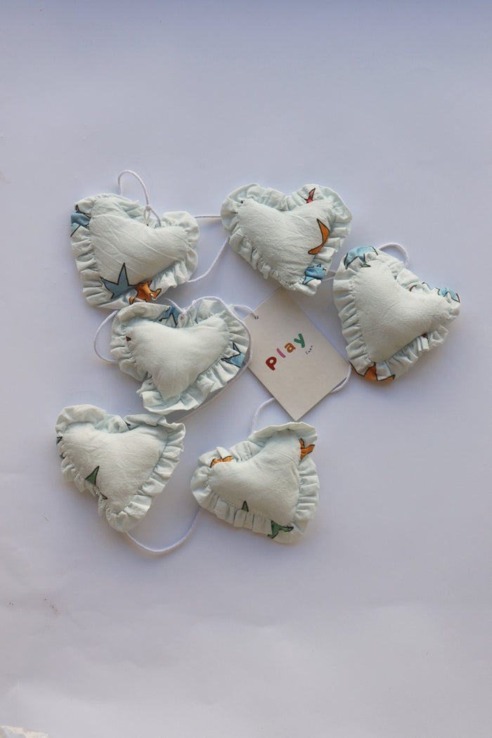 Retro Star Frill Heart Garland
