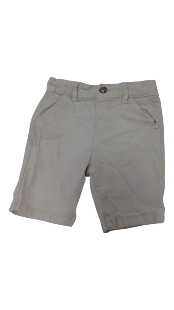 Shorts: White