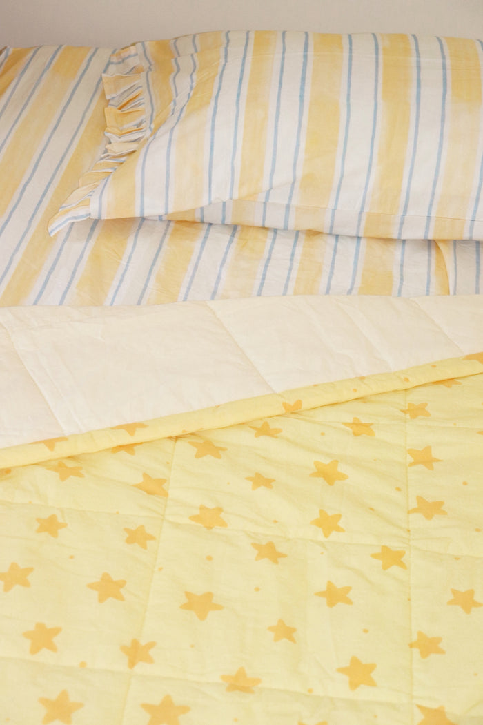 Star Sprinkle Reversible Quilt
