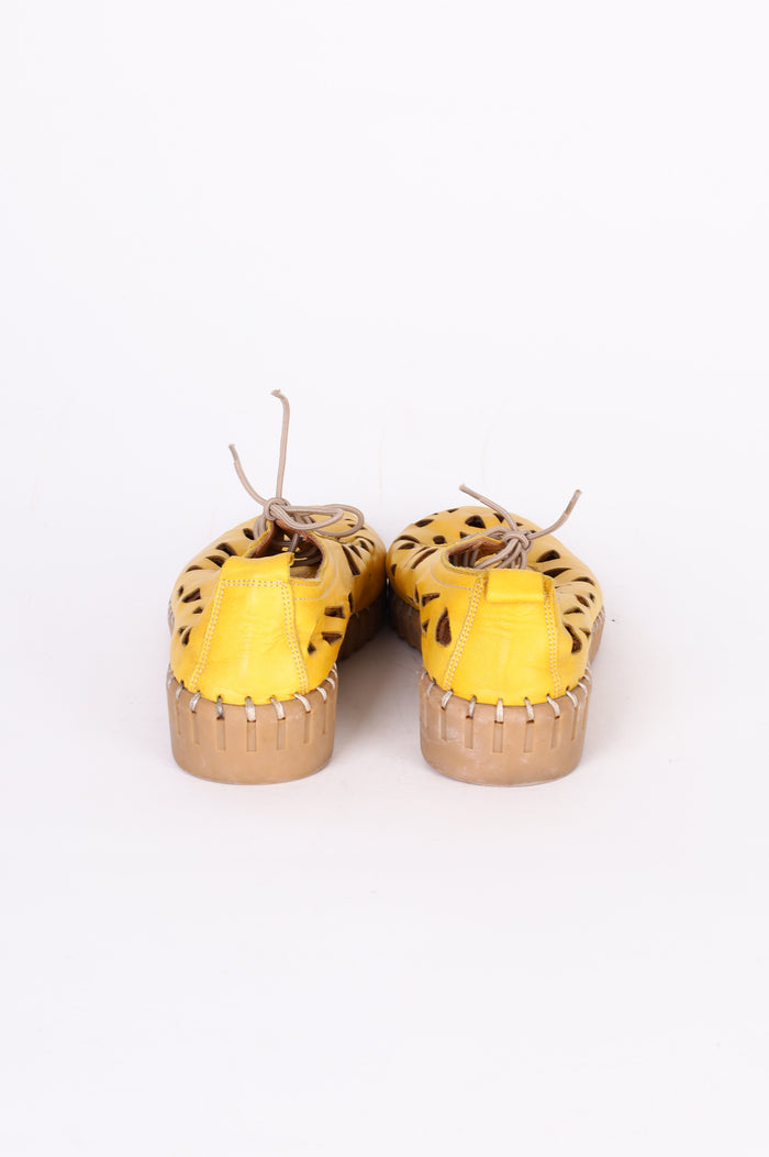 Stegmann Womens Yellow Shoes Size EU 42
