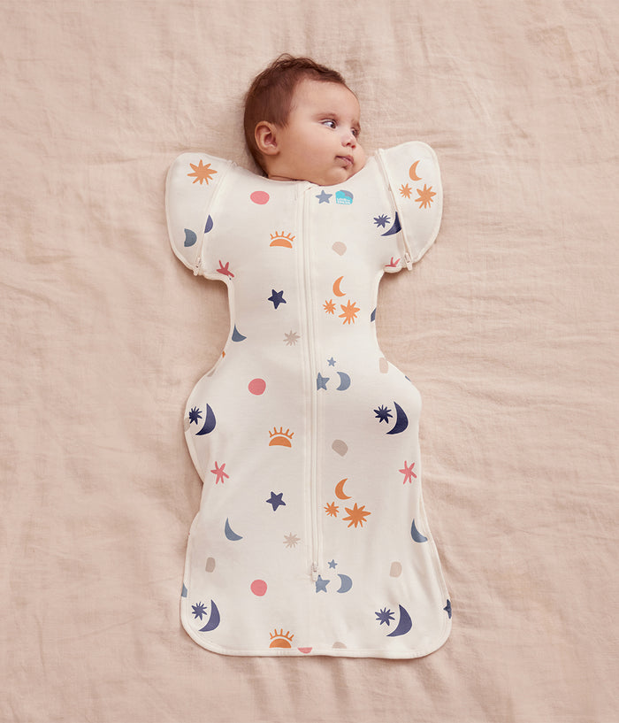 Swaddle Up™ 2-in-1 Transition Bag 1.0 TOG Organic Cotton Buff Lunar