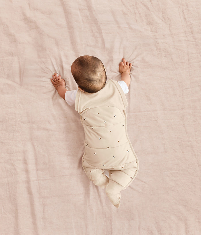 Swaddle Up™ 2-in-1 Transition Suit 2.5 TOG Cotton Oatmeal Bees