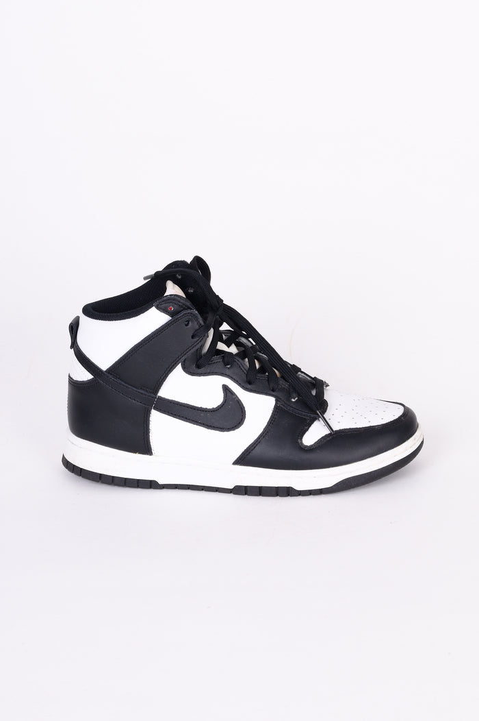Nike Womens Black Sneakers Size EU 40