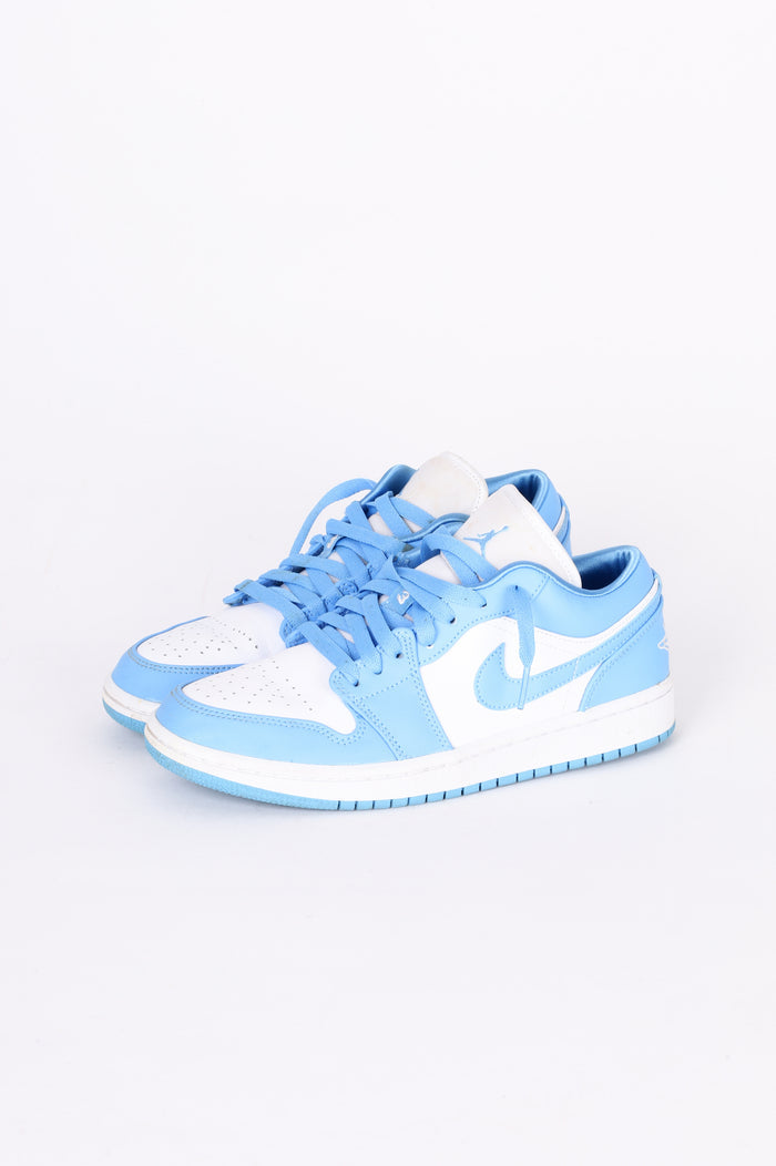Nike Womens Blue Sneakers Size EU 39