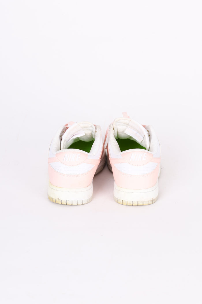 Nike Womens Pink Sneakers Size EU 40