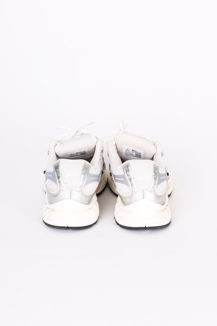Nike Womens White Sneakers Size EU 39